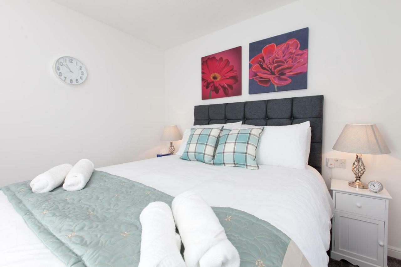 Prime Commuter Executive Apartment Данфермлін Екстер'єр фото