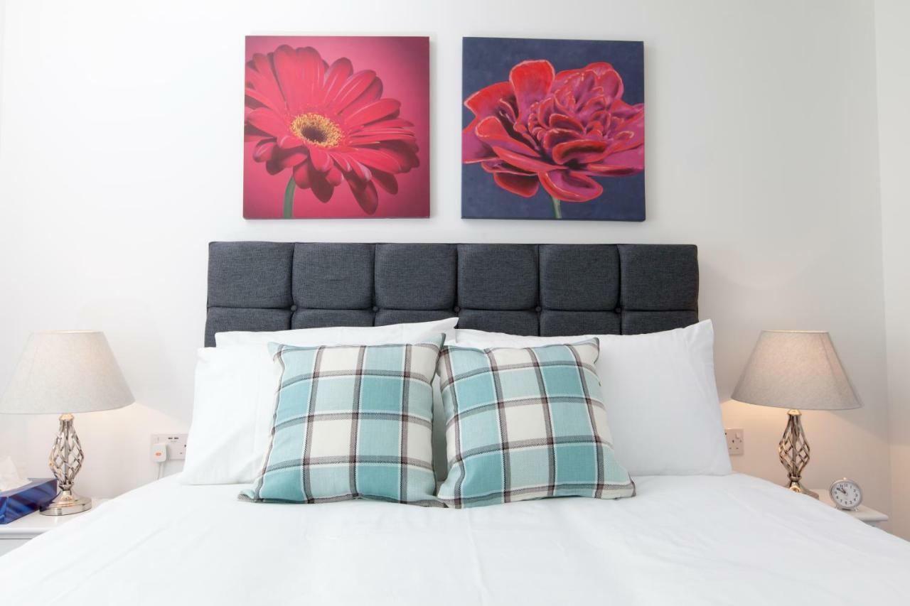 Prime Commuter Executive Apartment Данфермлін Екстер'єр фото