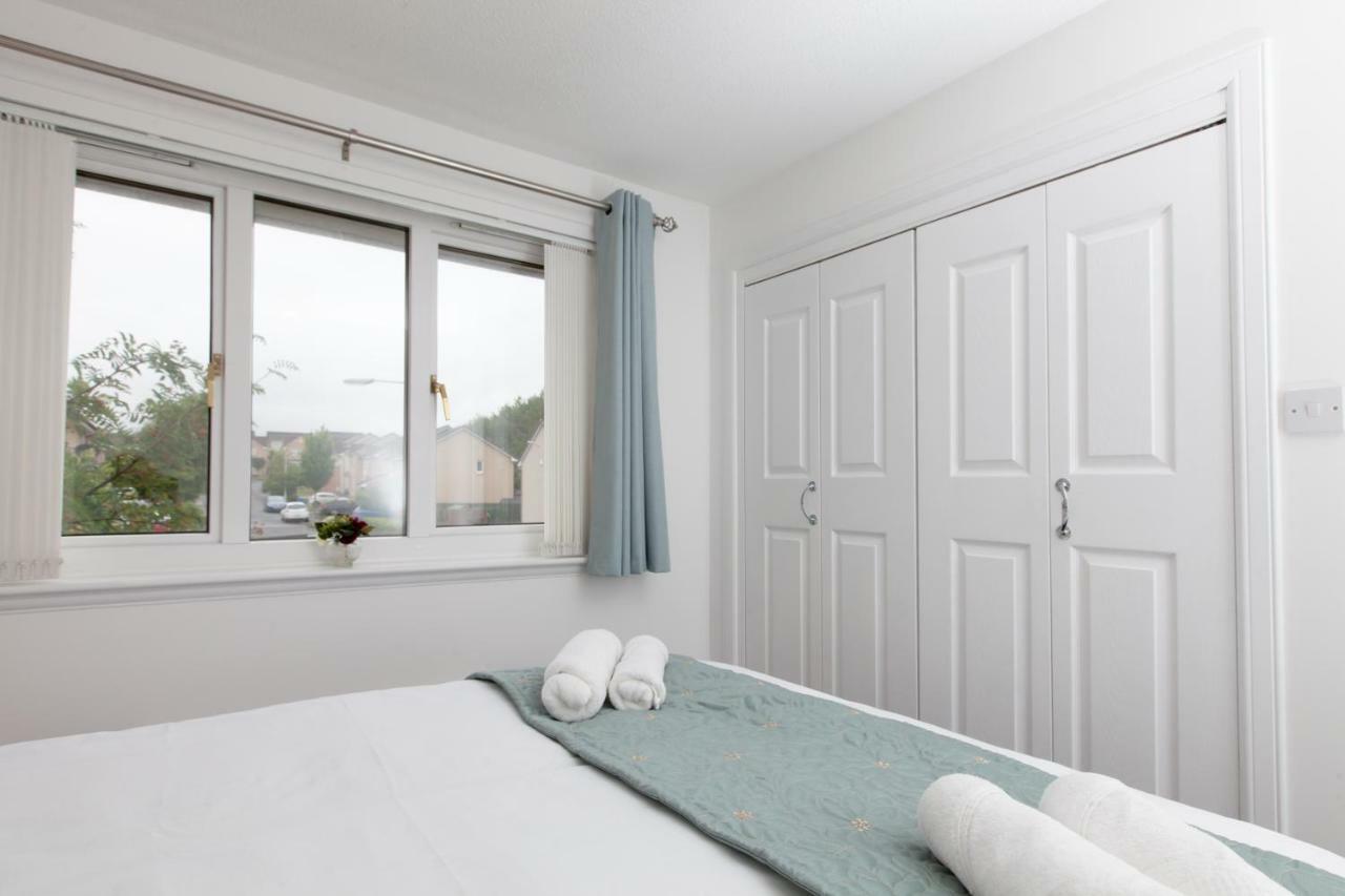 Prime Commuter Executive Apartment Данфермлін Екстер'єр фото
